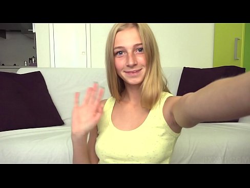 ❤️ Kiam mi enuas, mi pigre masturbas mian rozkoloran kuzon ️❌ Porno ĉe ni ❌️